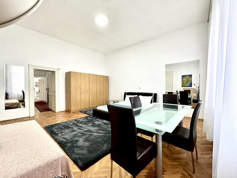 Apartament central, 4 camere - renovat - Poză 7