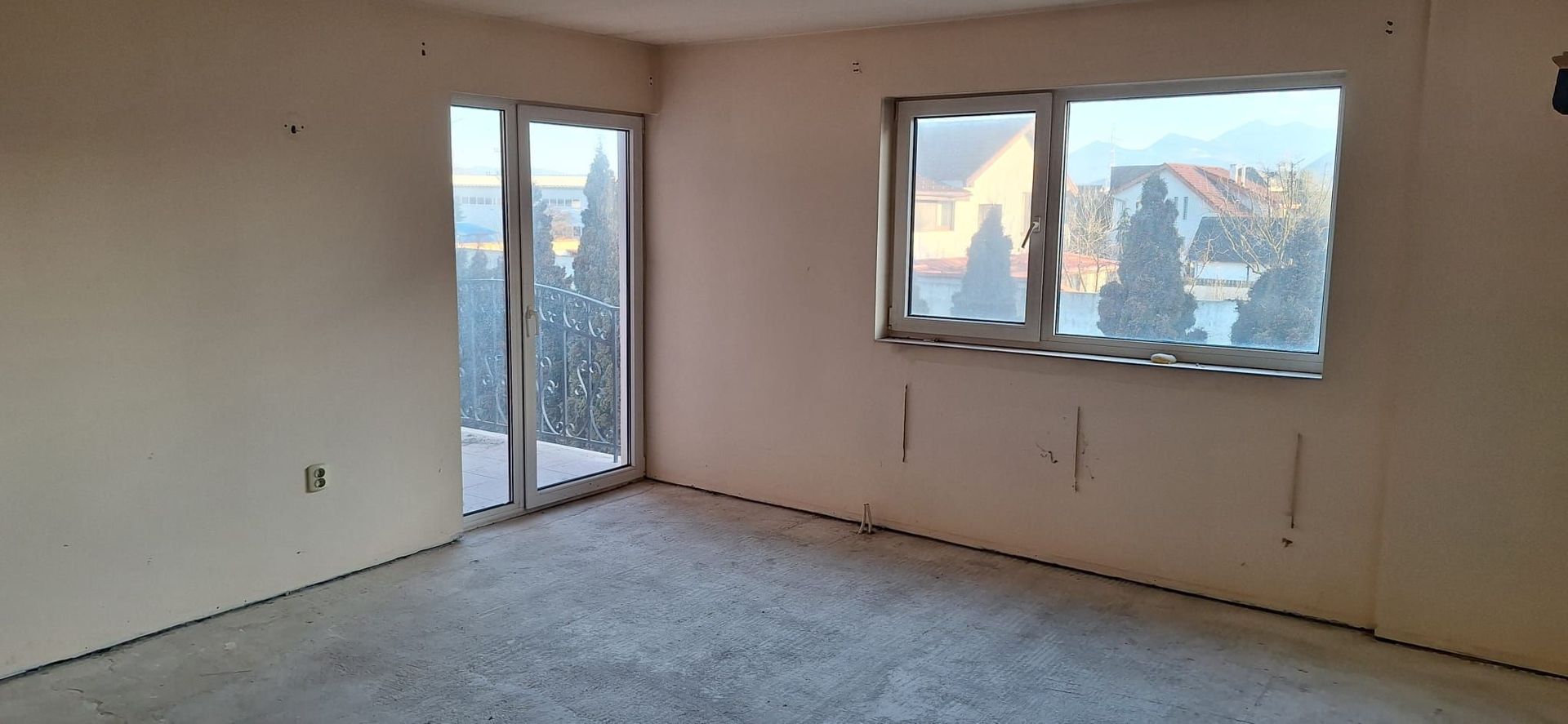 Casa singur in curte curte spatioasa zona Bartolomeu/Stupini - Poză 7