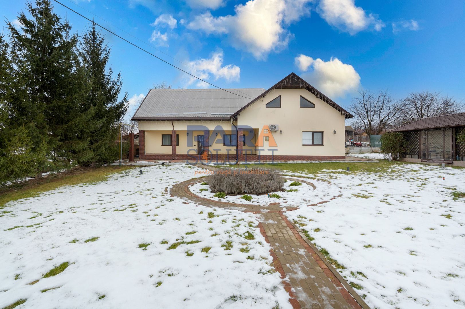 Casă 157 mp utili, complet mobilată și utilată modern - Poză 1