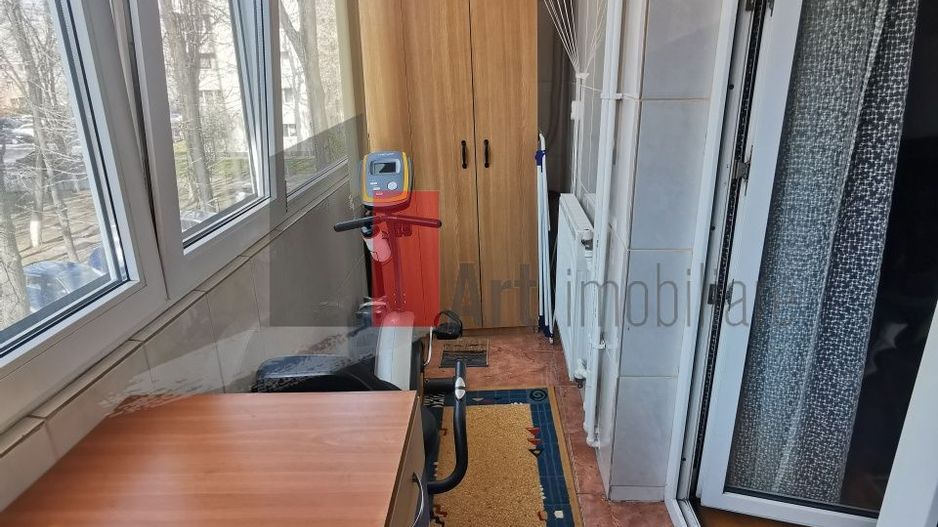 Vânzare apartament semidecomandat 4 camere cu centrală Bd. Obregia - Poză 29