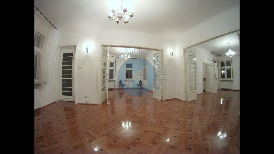 Apartament in vila Capitale - Poză 2
