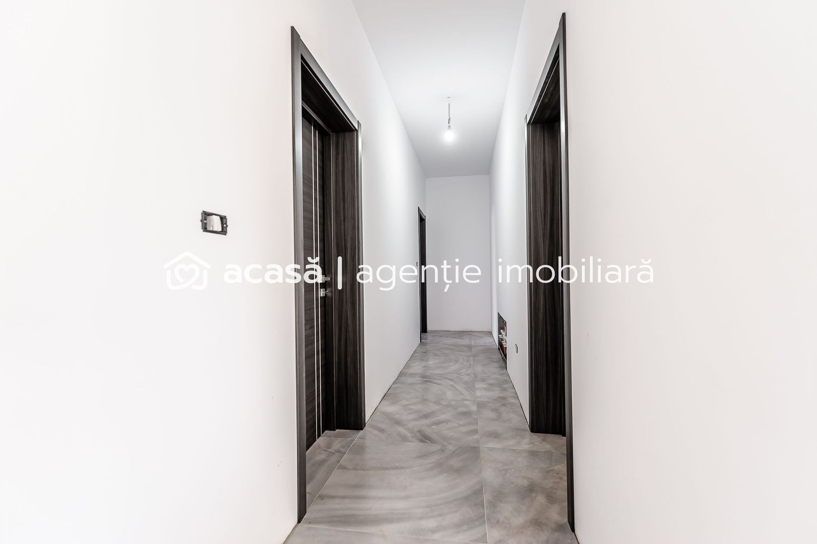 Vândut! Casă nouă cu teren generos Sânicolaul Mic - Poză 5