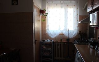 VANZARE 3 CAMERE DECOMANDAT - MIHAI BRAVU- PIATA MUNCII - Poză 4