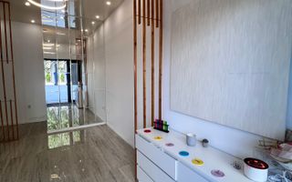 Camera cu baie, parter, bloc nou - Poză 7