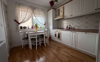 Casă modernă de închiriat 110mp, în Sângeorgiu de Mureș - Poză 2