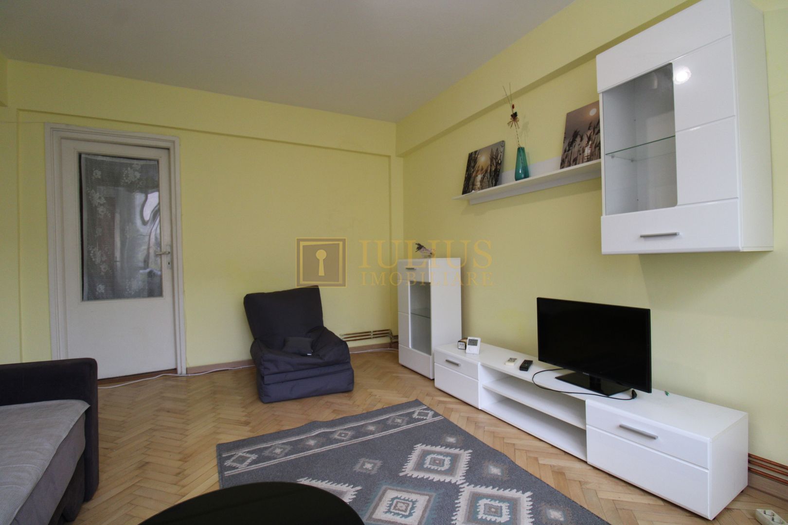 Ultracentral, 2 camere, centrala proprie. - Poză 3