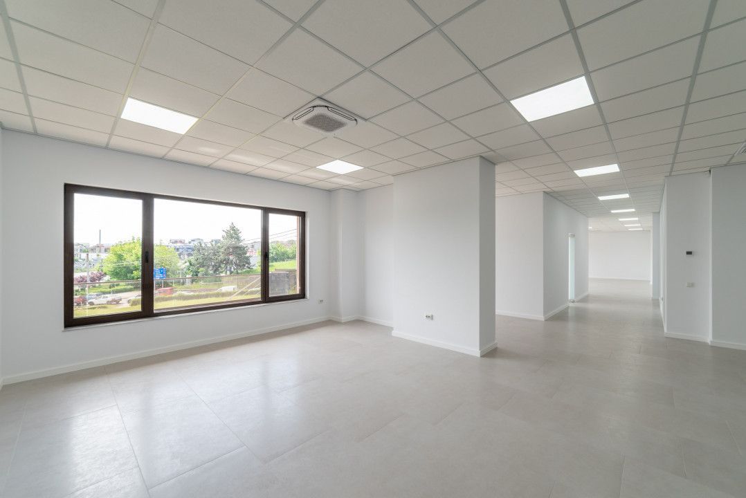 Spațiu comercial generos – 160 mp – poziție premium pe Craiovei! - Poză 2