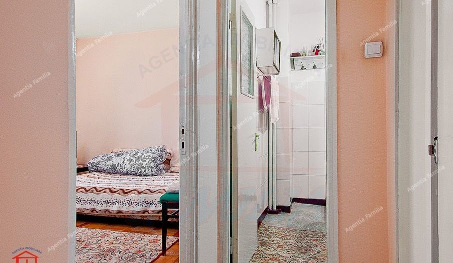 Vand/schimb apartament 4 camere, Micro 17, 98 mp, 120.000 EURO - Poză 7