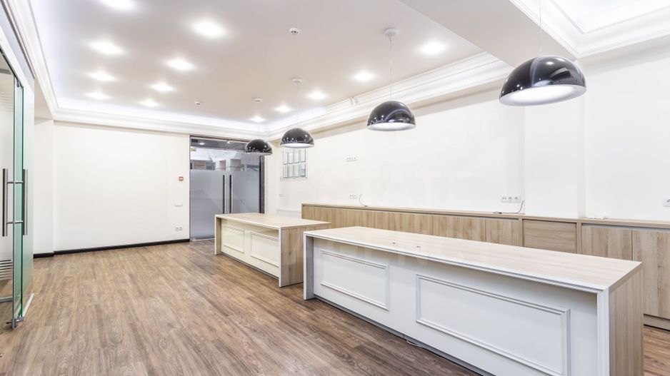 Chirie, oficiu, 116 mp, str. București, Centru - Poză 3