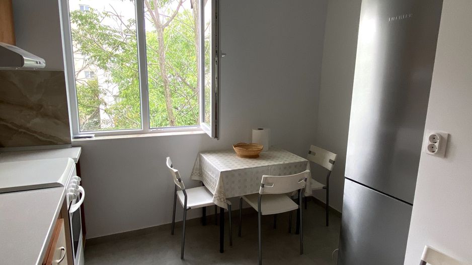 Apartament 3 camere spatios, mobilat utilat, zona linistita Drumul Taberei - Poză 3