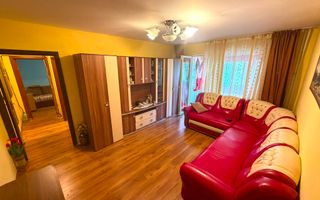 Apartament cu 3 camere - Craiovita Noua - etaj intermediar - Poză 1