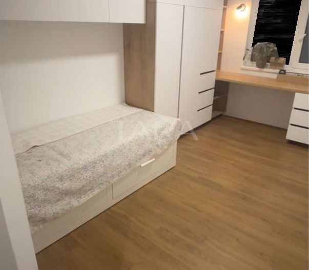 Apartament 3 camere cu 2 balcoane, Floresti - Poză 3