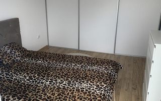 Apartament 2 camere, ultimul etaj, panoramă superbă,  balcon 10 mp - Poză 4