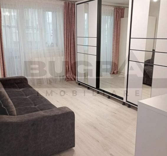 Apartament 3 camere decomandate, etaj intermediar, zona Izlazului - Poză 2