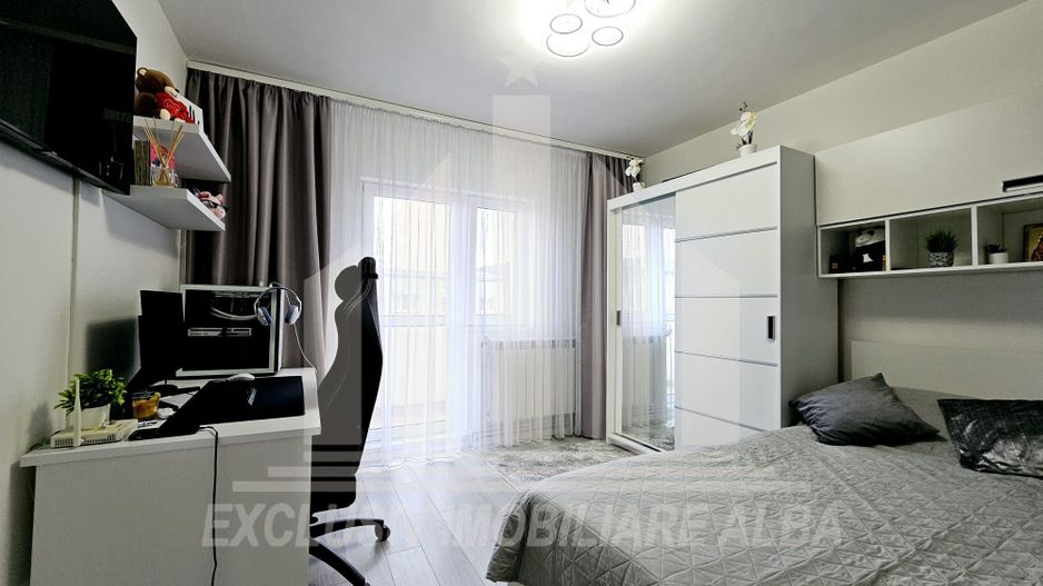 Apartament cu 2 camere decomandate, Cetate - Poză 5