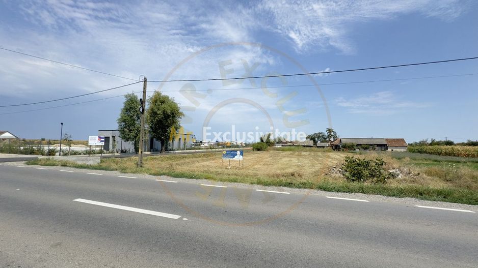 Teren intravilan 1450 mp 397 DN1F - Loc. Ghenci - Jud. Satu Mare - Poză 1