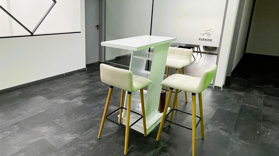 Spatii de Birouri Ultramoderne - Poză 2