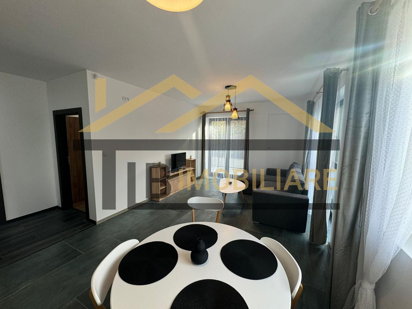 Apartament de 3 camere, 78mp, parcare, Zona UMFST - Poză 3