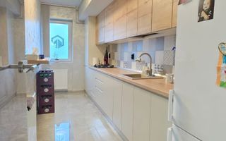 Birou Utilat si Mobilat, loc de parcare, Tractorul/Brasov - Poză 6