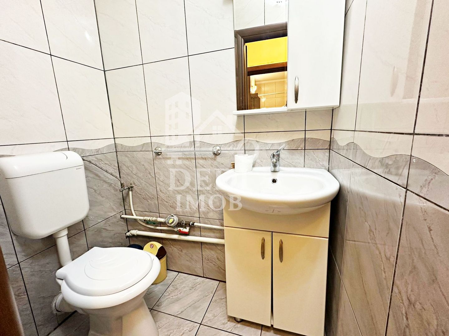 Apartament cu 3 camere de inchiriat zona Bulevardul Dacia, Oradea - Poză 11