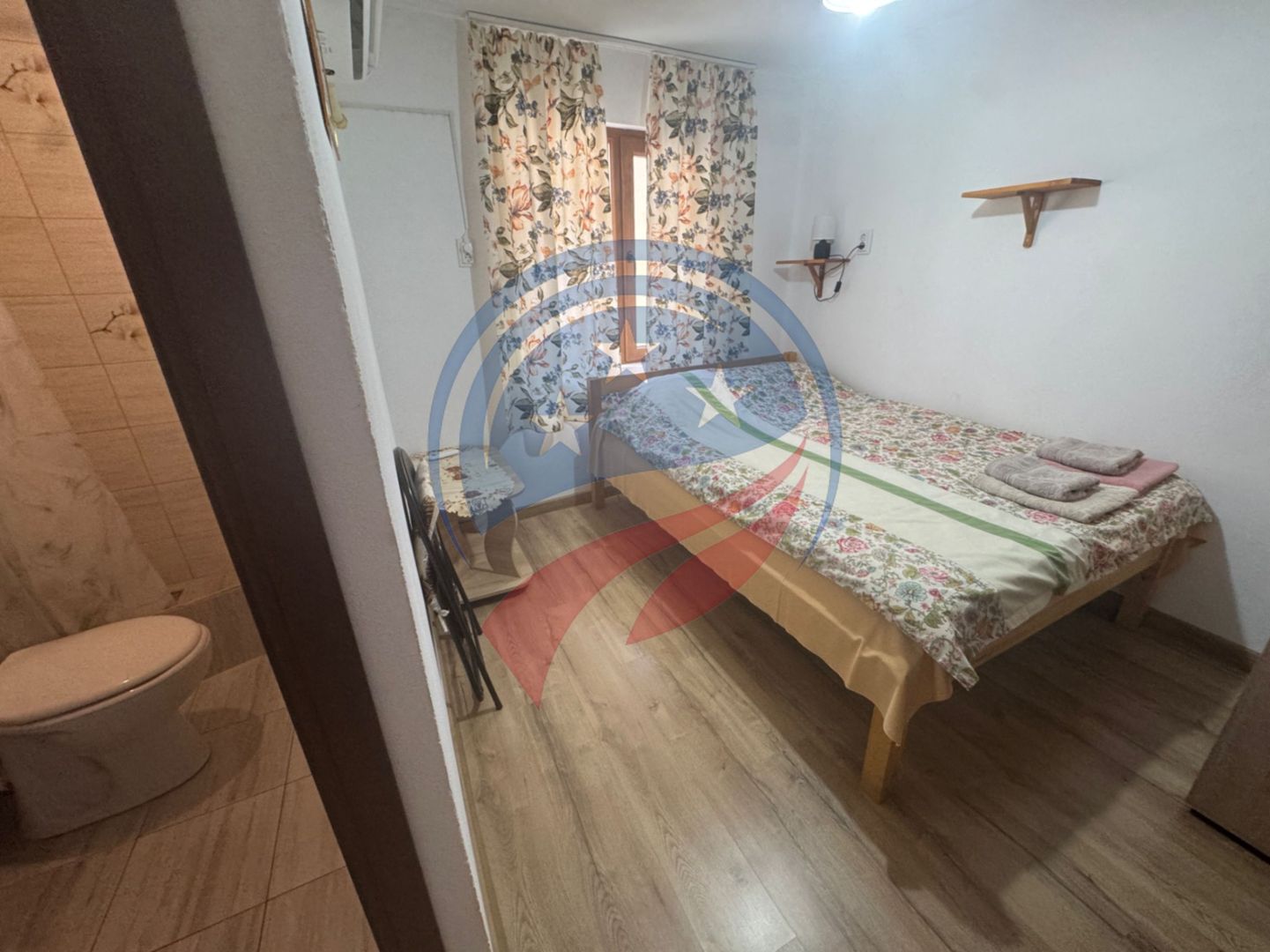 Pensiune cocheta de vanzare- Dubova-pe malul Dunării - Poză 7