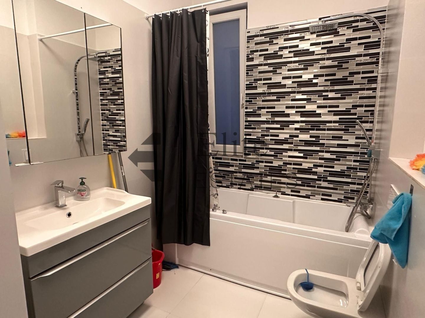Apartament cu 3 camere de inchiriat central - Poză 7