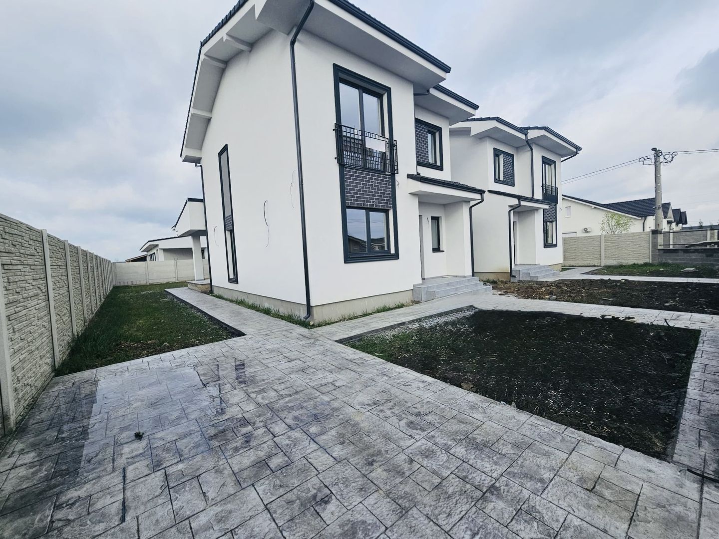 Moșnița Veche | 1/2 Duplex | 110 mp utili | Toate utilitatile|  Dormitor parter - Poză 3