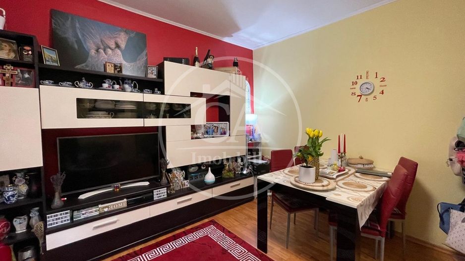 Apartament cu 3 camere la curte comuna de vanzare, Orasul Nou, Oradea - Poză 3