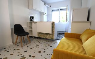1 camera in Complexul studentesc langa BRD, cu centrala proprie - Poză 2