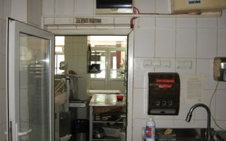 Vand afacere, utilaje si cladire - Poză 5