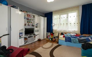 DE VANZARE CASA CU 4 CAMERE BUNA ZIUA - Poză 9