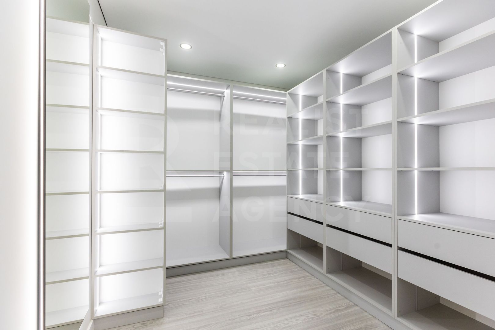 Chirie, apartament, 2 camere, strada Cojocarilor, Centru - Poză 10