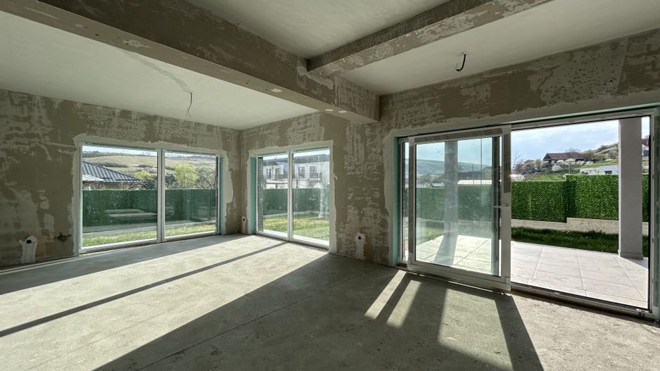 Casă modernă de vânzare Baciu – zona SunGarden - Poză 14