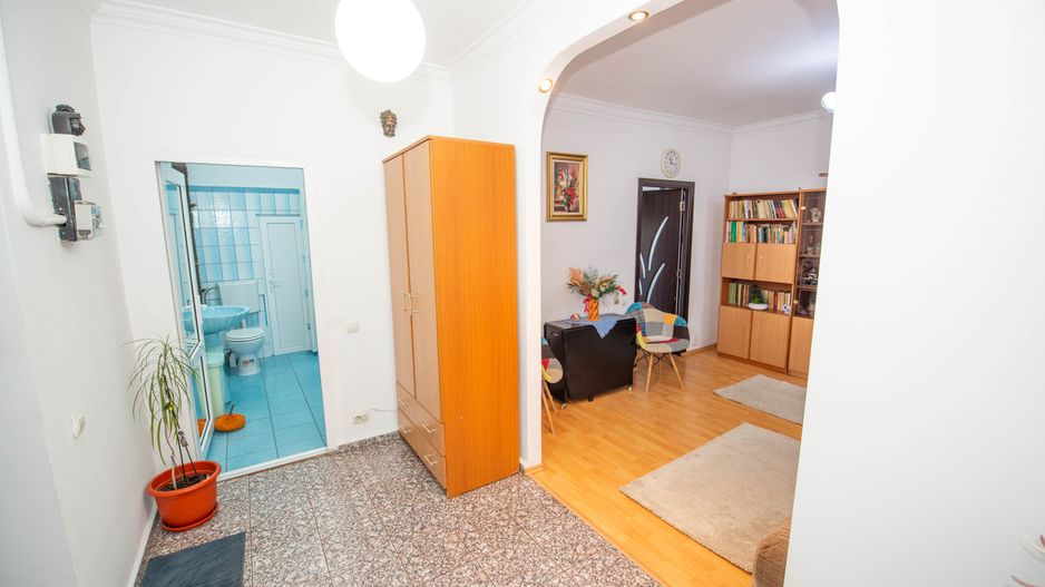 Apartament cu 2 camere de vanzare Metrou Grivita Strada Stefan Stoika - Poză 6