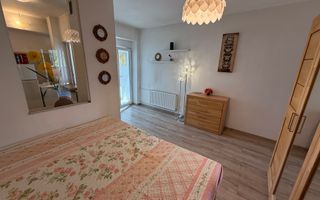 o camera, balcon, Ultracentral, Piata Stefan cel Mare, Teatru - Poză 4
