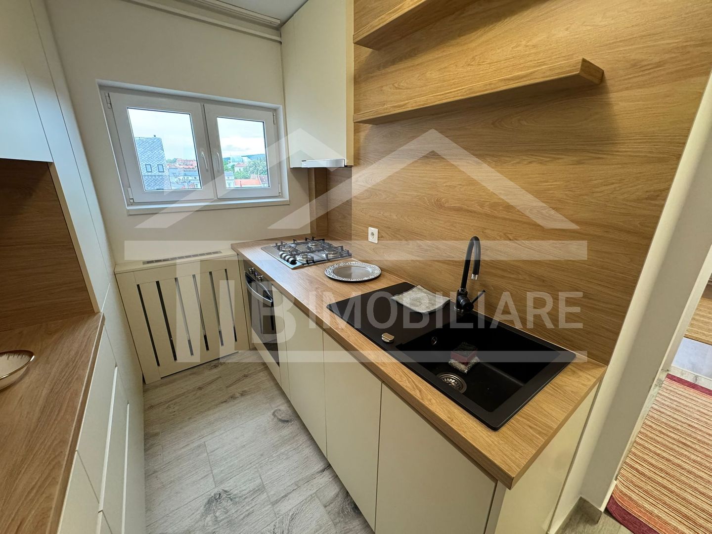 Apartament cu 2 camere, 60mp, decomandat, Zona Central - Poză 6