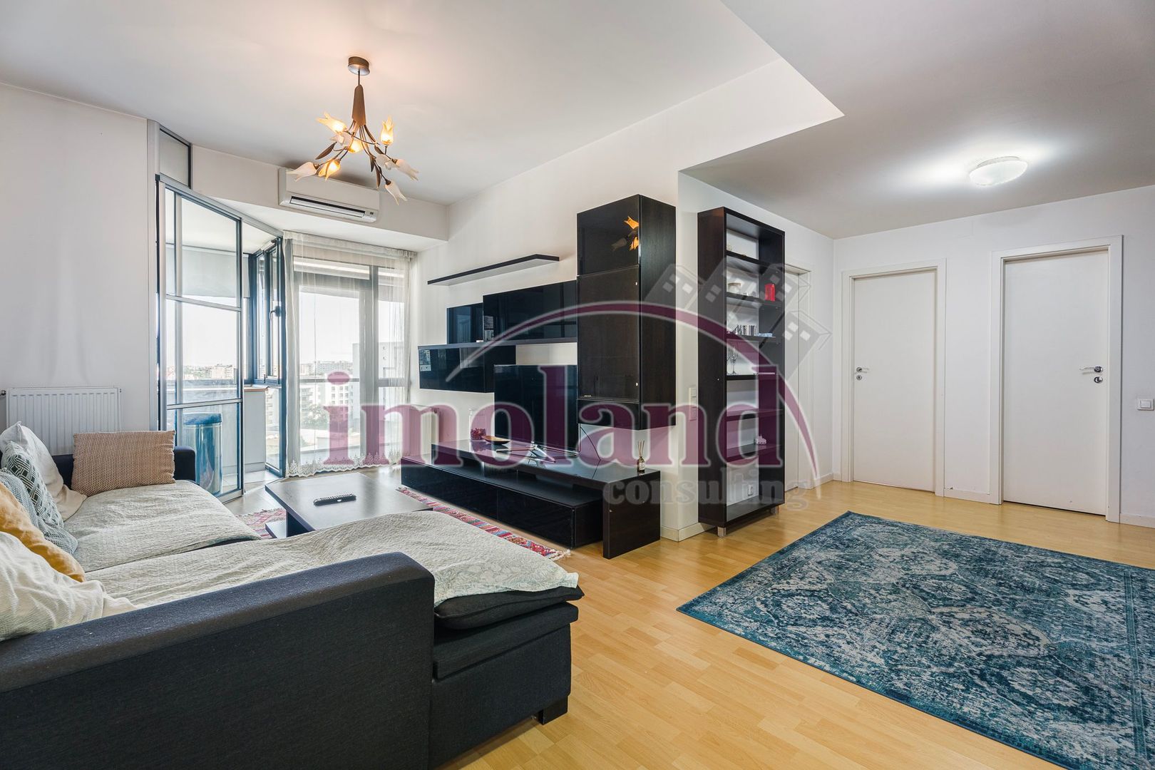 Vanzare - Apartament 3 camere- ULTRACENTRAL - Complex Delea Veche 24 - Poză 7