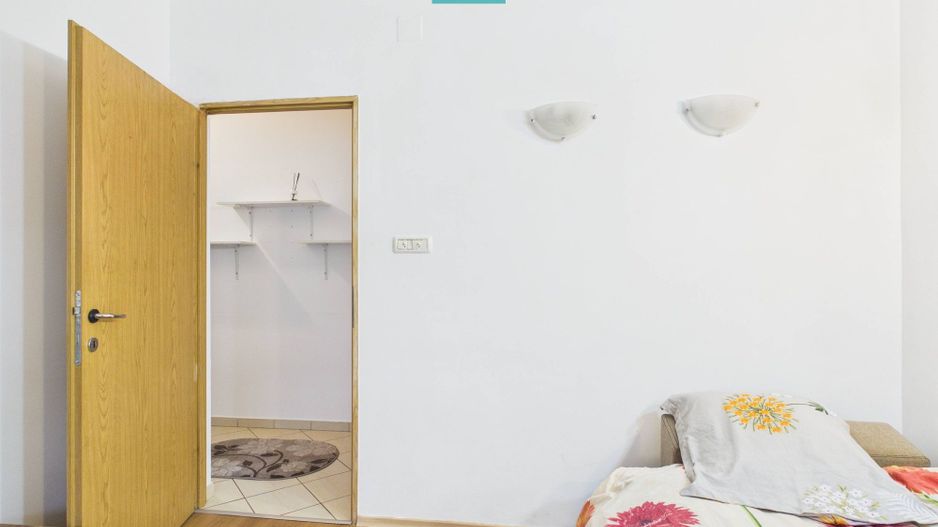 Apartament 43 mp, mobilat, AC, parter, decomandat - Poză 12