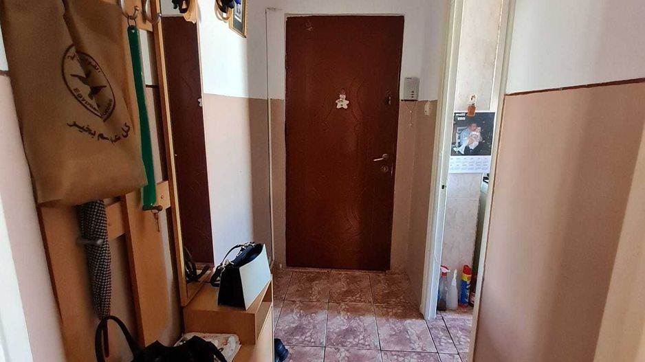 Apartament 3 camere decomandat - Poză 4
