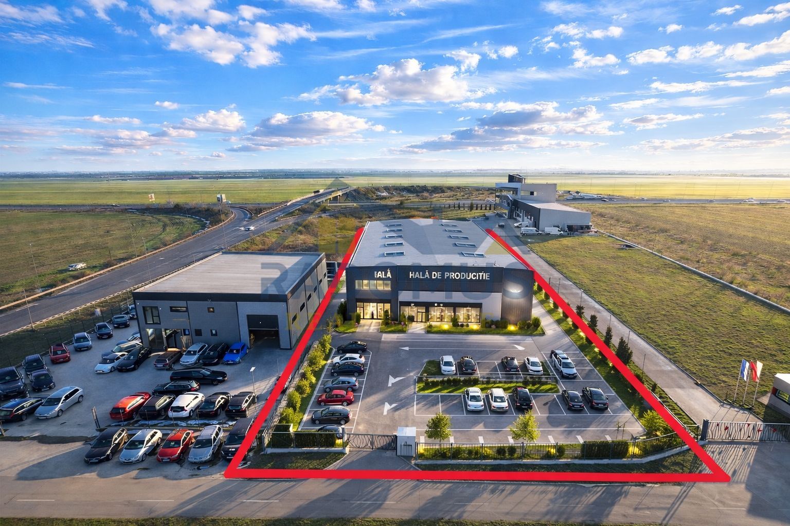 Teren industrial intravilan – 5.633 mp – deschidere 27 ml – acces DN1 - Poză 2