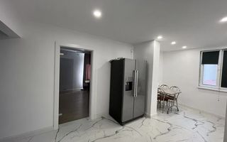 Metrou 1 Decembrie Decomandat 3 Camere - Poză 5