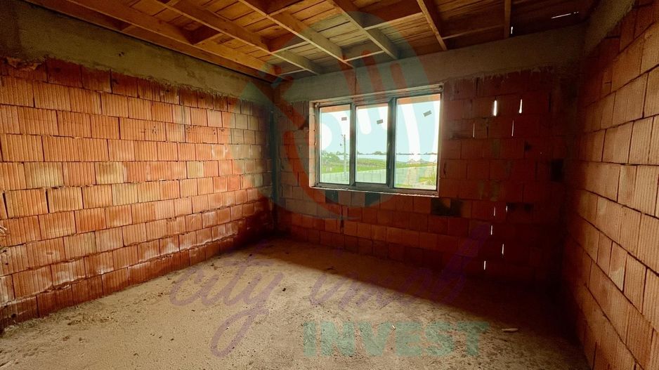 Casă la roșu P+1 | Teren 1750 mp | Dobreni-Giurgiu | Zonă liniștită - Poză 9