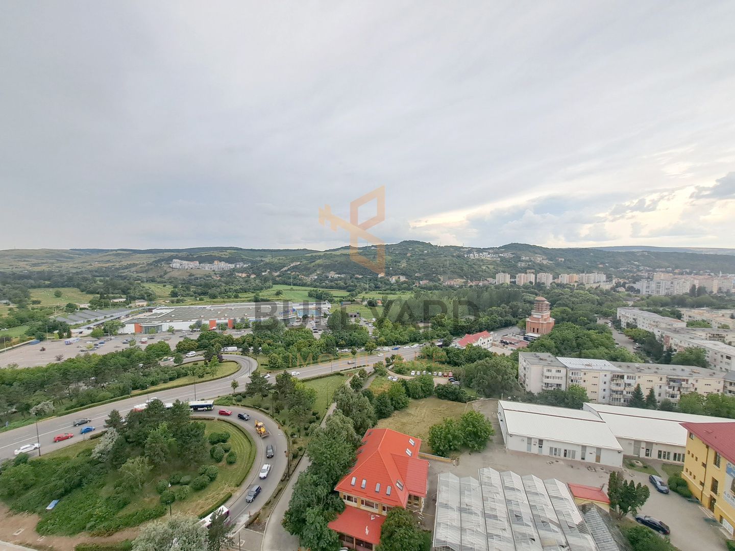 Pret special! Apartament 3 camere + terasa 13 mp view superb! - Poză 19