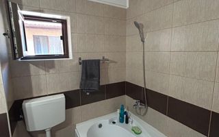 Oportunitate apartament 2 camere mutare imediata - Poză 4