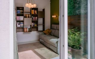 CASA DEOSEBITA IN ZONA REZIDENTIALA - PLANTELOR - MANTULEASA - ARMENEASCA - Poză 7