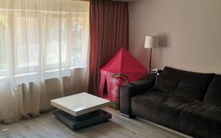 Apartament cu trei camere, zona Racadau 74 mp - parcul Trandafirilor - Poză 2