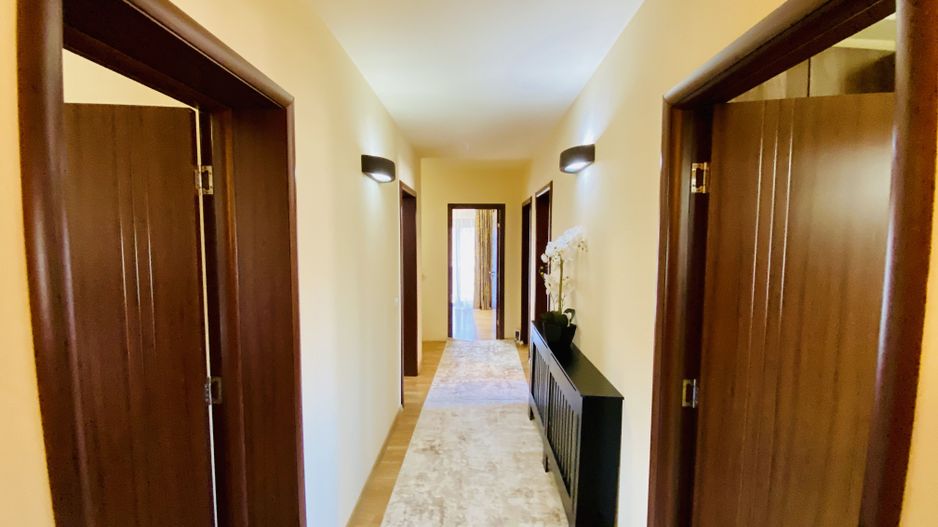 Casa moderna, individuala cu Garaj - Sura Mare - Poză 29