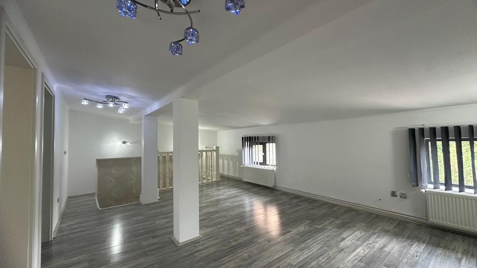 Vila cocheta la 5 min de Iulius Mall - Poză 17