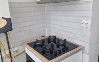 🏠 Apartament de închiriat – 3 camere, decomandat, Piața Alexandru cel Bun - Poză 9