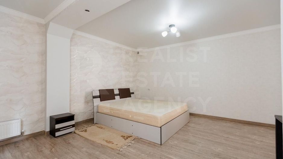 Chirie, casă, 4 camere, str. Prigoreni, Botanica - Poză 1